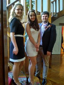 Gymnázium * Studenti ruského jazyka na slavností recepci na konzulátu Ruské federace v Brně