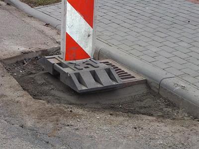 Jarní oprava dešťových uličních vpustí ve městě
