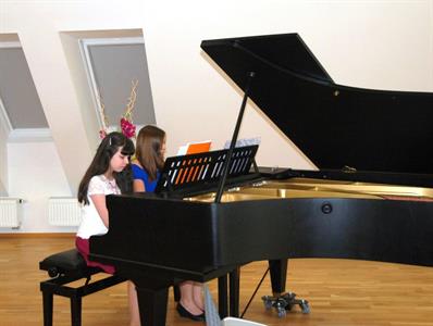 ZUŠ * Absolventský koncert klavíristky Hanky Bálkové