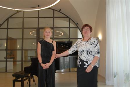 ZUŠ * Absolventský koncert klavíristky Jany Maršalkové