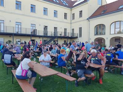 Modré Hory * Krajem vína - Májové putování okolím Modrých Hor & Přehlídka soutěže 30 vín Modrých Hor
