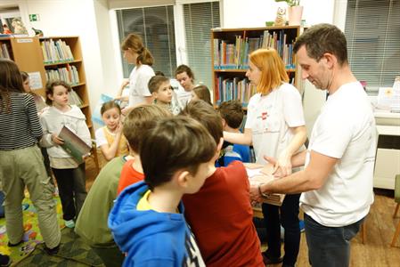 Městská knihovna * Noc s Andersenem na téma Dobrodružné cesty Petra Síse