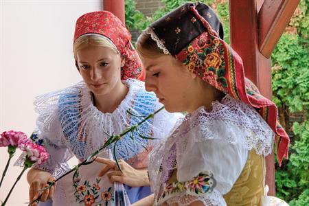 Folklor & tradice * VELKOPAVLOVICKÉ KROJOVANÉ HODY 2024 * Pondělí u druhé stárky