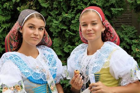 Folklor & tradice * VELKOPAVLOVICKÉ KROJOVANÉ HODY 2024 * Pondělí u druhé stárky
