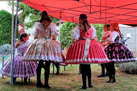 Folklor & tradice * VELKOPAVLOVICKÉ KROJOVANÉ HODY 2024 * Pondělí u druhé stárky