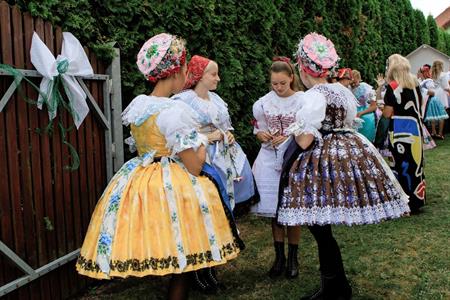 Folklor & tradice * VELKOPAVLOVICKÉ KROJOVANÉ HODY 2024 * Pondělí u druhé stárky