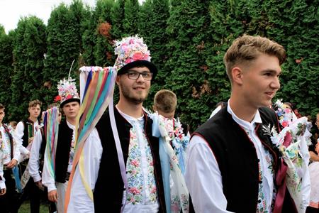 Folklor & tradice * VELKOPAVLOVICKÉ KROJOVANÉ HODY 2024 * Pondělí u druhé stárky