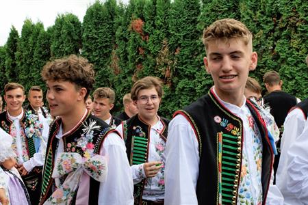 Folklor & tradice * VELKOPAVLOVICKÉ KROJOVANÉ HODY 2024 * Pondělí u druhé stárky