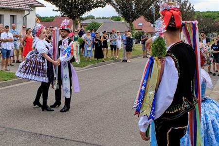 Folklor & tradice * VELKOPAVLOVICKÉ KROJOVANÉ HODY 2024 * Pondělí u druhé stárky
