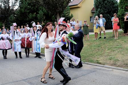 Folklor & tradice * VELKOPAVLOVICKÉ KROJOVANÉ HODY 2024 * Pondělí u druhé stárky