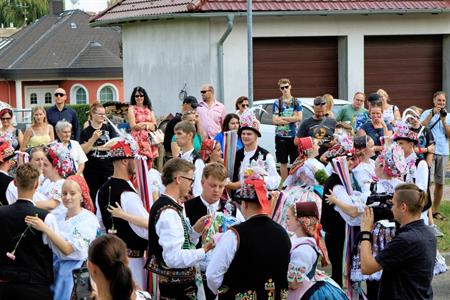 Folklor & tradice * VELKOPAVLOVICKÉ KROJOVANÉ HODY 2024 * Pondělí u druhé stárky