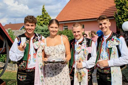 Folklor & tradice * VELKOPAVLOVICKÉ KROJOVANÉ HODY 2024 * Pondělí u druhé stárky
