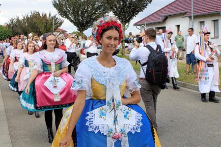 Folklor & tradice * VELKOPAVLOVICKÉ KROJOVANÉ HODY 2024 * Pondělí u druhé stárky