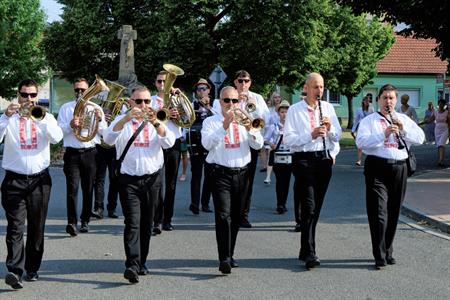 Kultura & folklor * HODY 2025 - Hodovní neděle 17. srpna 2025 - Slavnostní mše svatá a požádaní pana starosty o povolení hodů